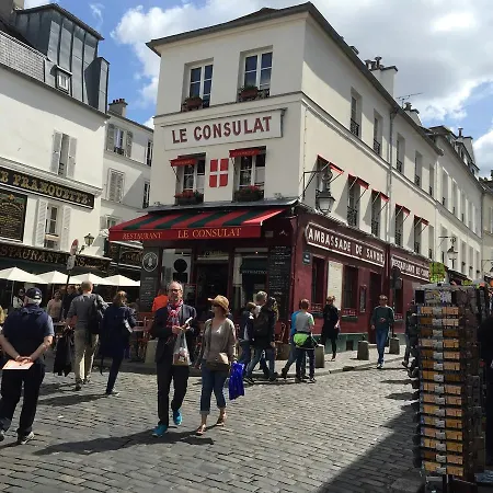 Abbesses Montmartre 公寓 *